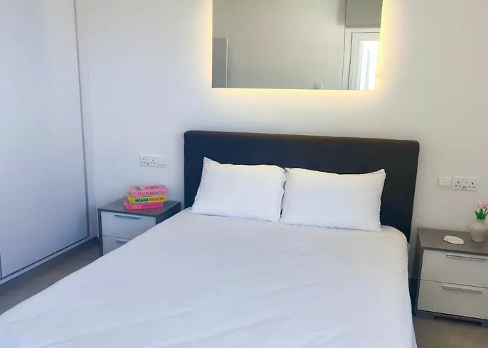 Joyscape Beachfront Apartment *