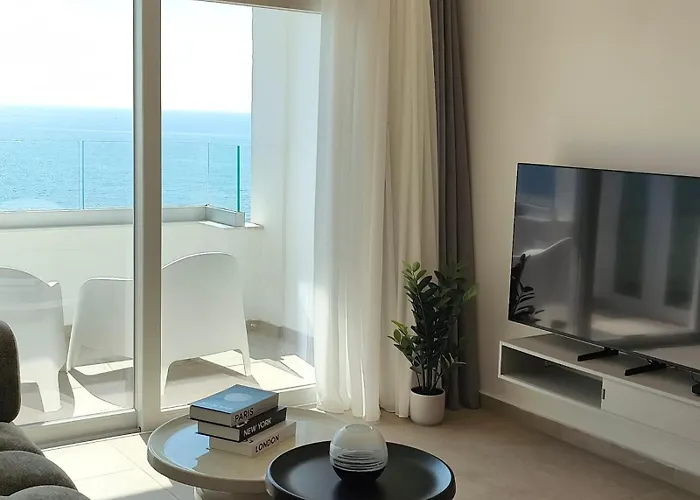 Joyscape Beachfront Apartment