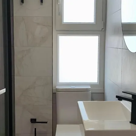 Joyscape Beachfront Апартаменты *