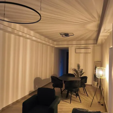 Joyscape Beachfront Апартаменты Ларнака