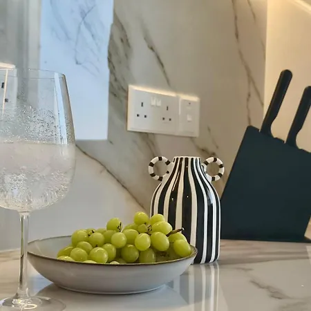 Joyscape Beachfront דירה לרנקה