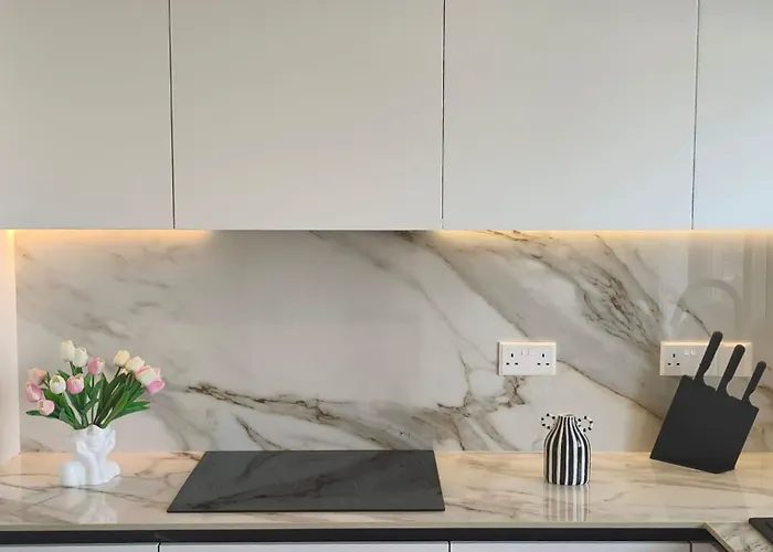 Апартаменти Joyscape Beachfront Ларнака