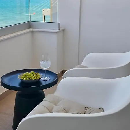 Joyscape Beachfront *