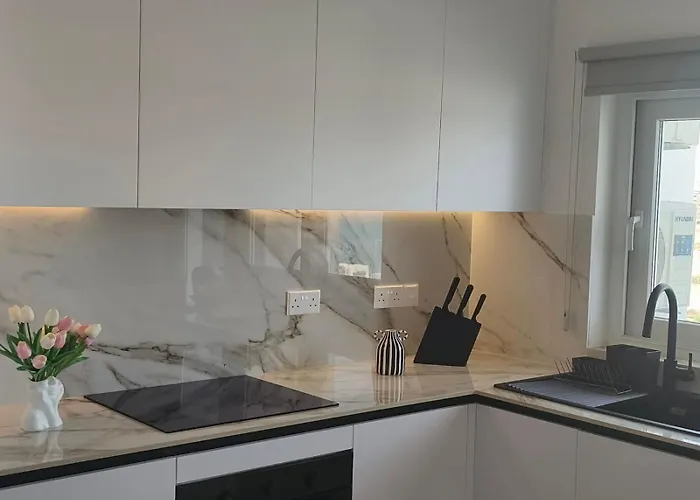 Joyscape Beachfront Λάρνακα